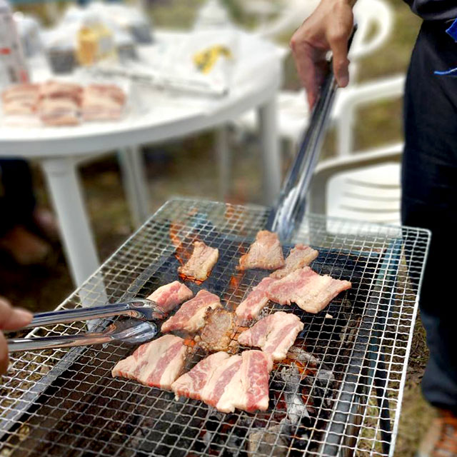 お好みスタイルでコテージランチ:お弁当の持ち込みや、お好きな食材での持ち込みBBQ。